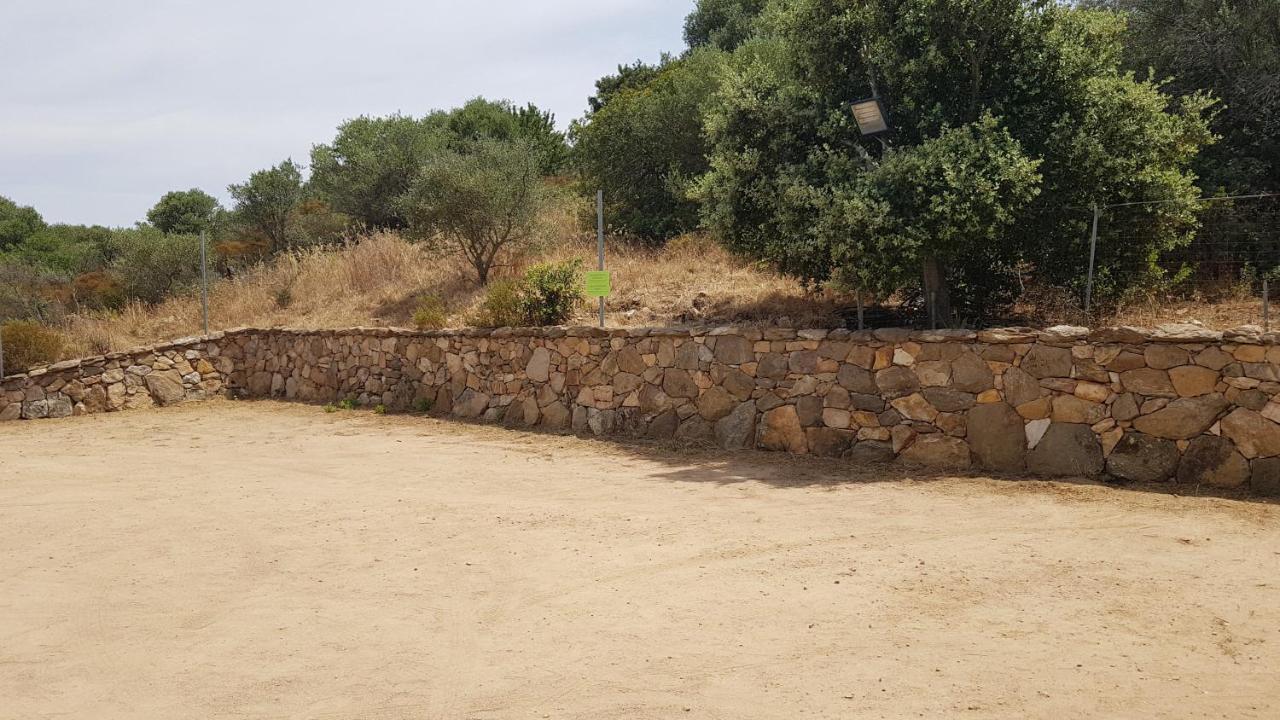 B&B Le Corti Di Aloa San Pantaleo Exterior foto